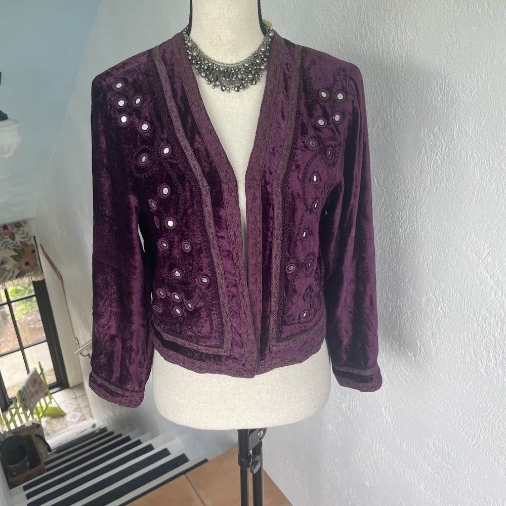 White Stag Purple Vintage Velvet Open Bolero Jacket Embroidered Size 4 -6